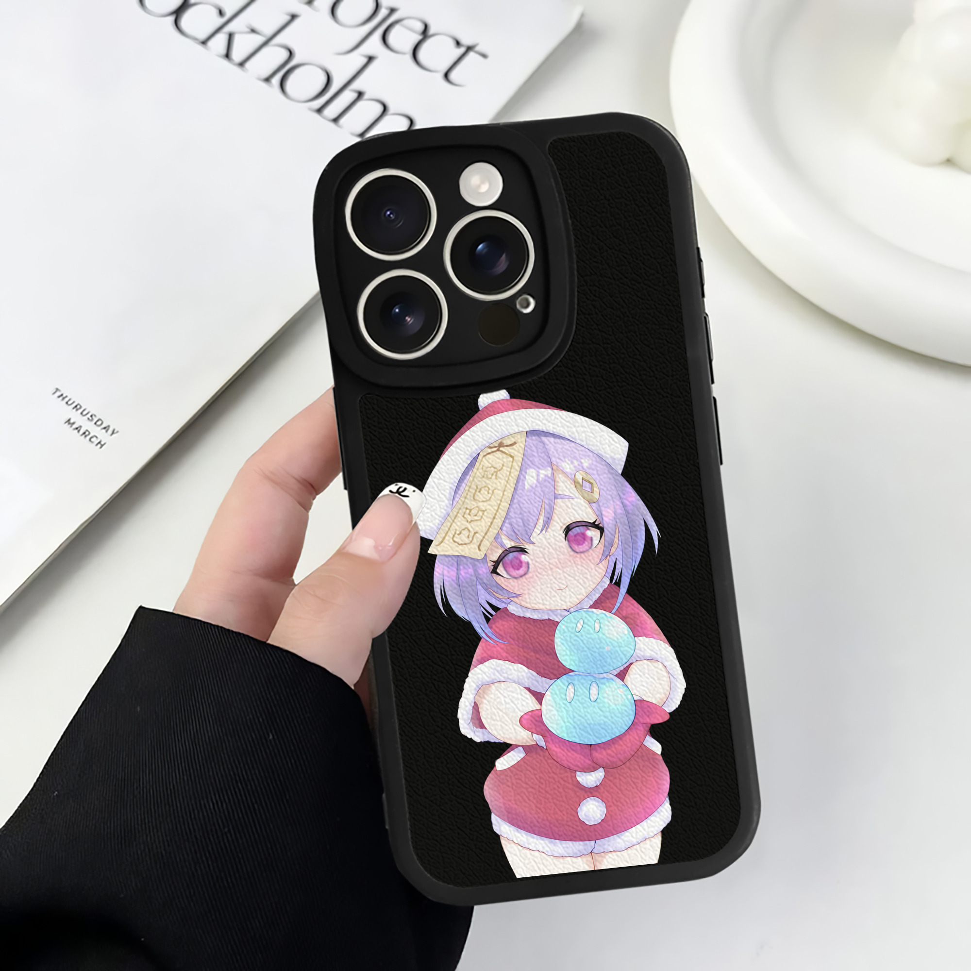げんし神 七七 なな  genshin Nana 【iPhone 16シリーズ対応】シリコンスマホケース（レザー調） 材質：シリコン